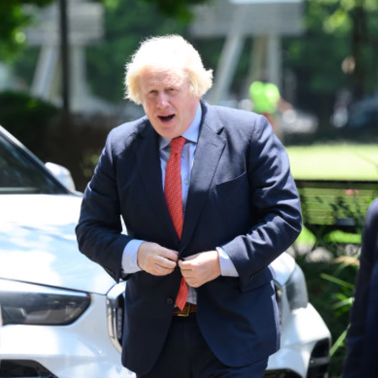 Imagen relacionada de boris johnson trump ucrania