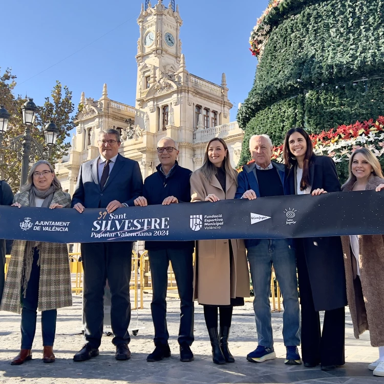 Imagen relacionada de san silvestre valencia 2024 solidaridad infantil