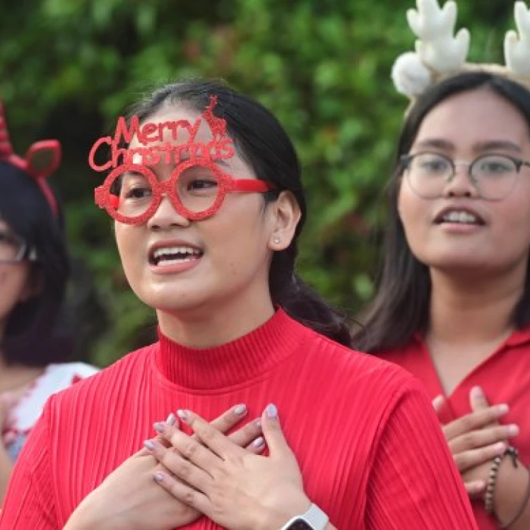 Imagen relacionada de navidad indonesia enfoque unico