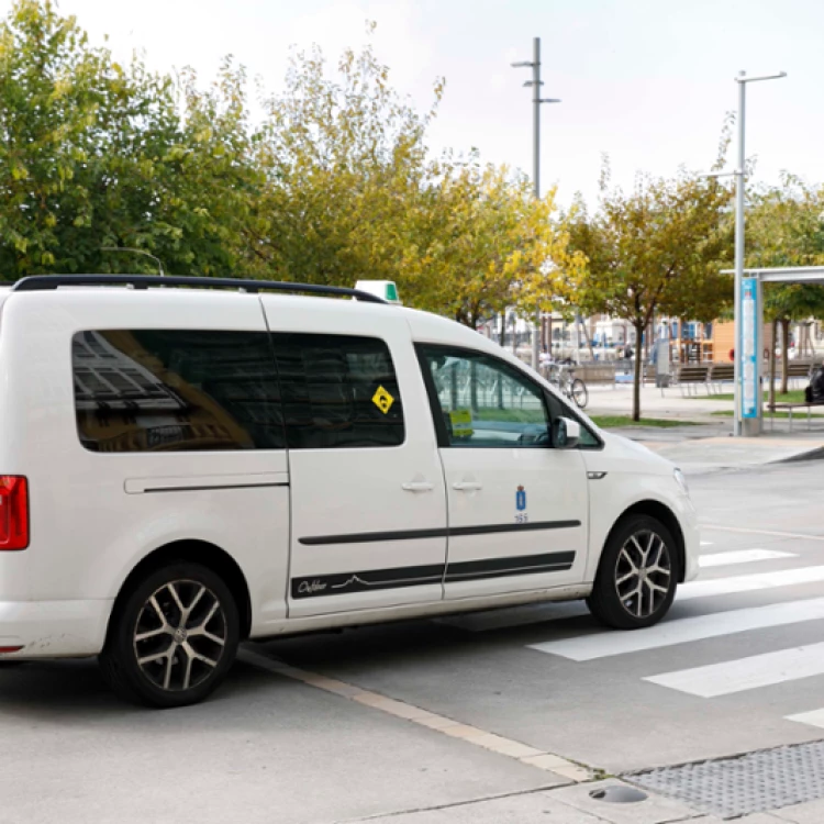 Imagen relacionada de ayudas transporte discapacidad coruna