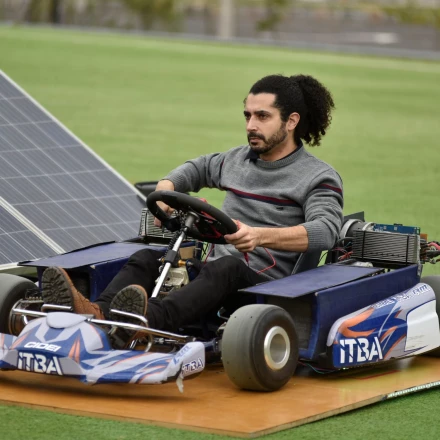 Imagen relacionada de itba cargador inalambrico vehiculos electricos