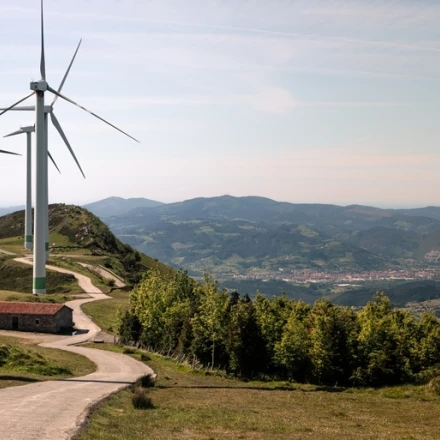 Imagen relacionada de aprobacion plan territorial sectorial energias renovables euskadi