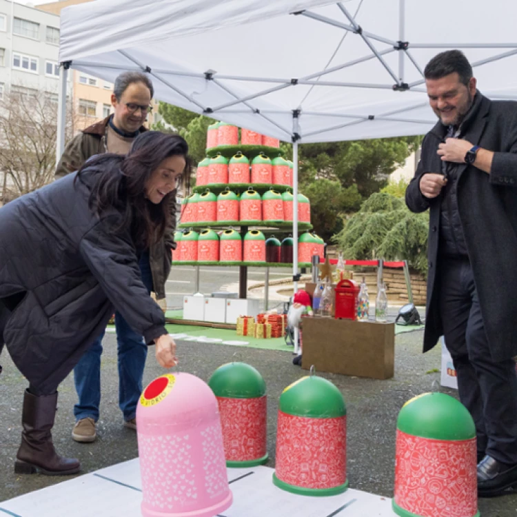 Imagen relacionada de iniciativa ecovidrio reciclaje vidrio coruna fiestas