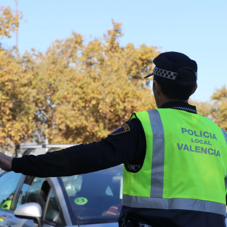 Imagen relacionada de policia valencia controles alcoholemia diciembre