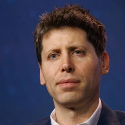 Imagen relacionada de demanda sam altman abusos infancia