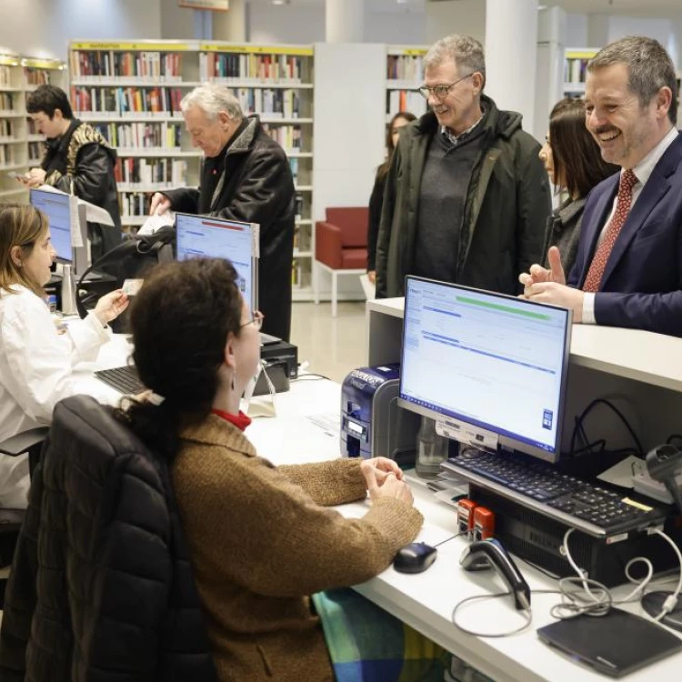 Imagen relacionada de reapertura biblioteca pedro salinas