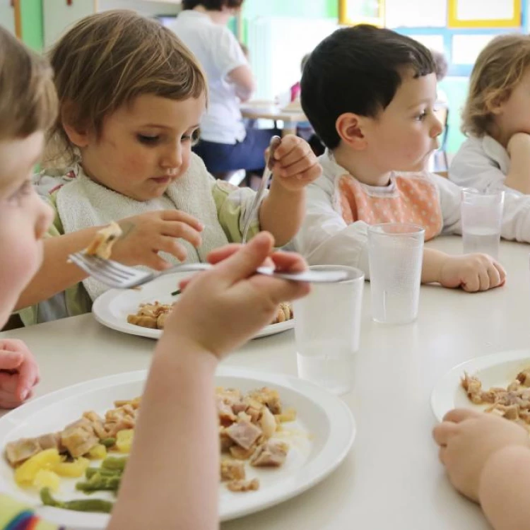 Imagen relacionada de beneficiarios becas educacion infantil