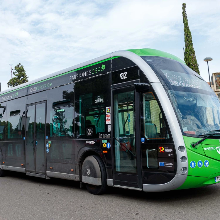 Imagen relacionada de transporte publico zaragoza 2024