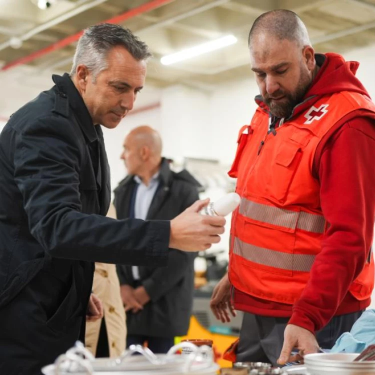 Imagen relacionada de madrid refuerza colaboracion cruz roja