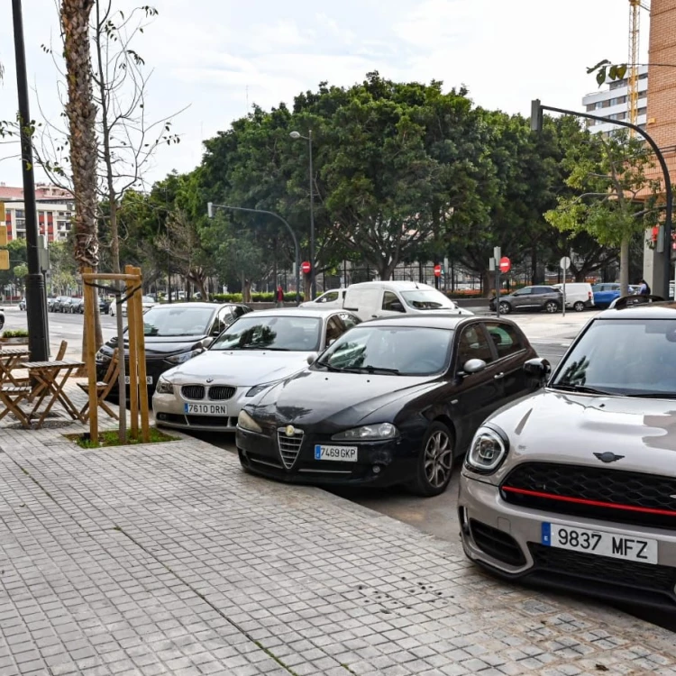 Imagen relacionada de valencia amplia estacionamiento avenida baleares