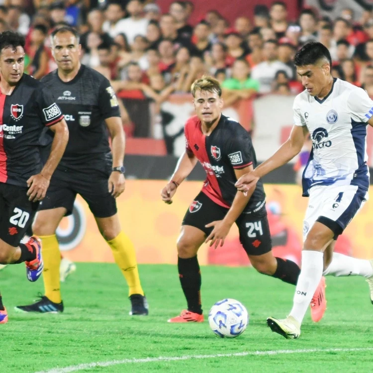 Imagen relacionada de newells inicia su camino en el torneo apertura con un tropiezo