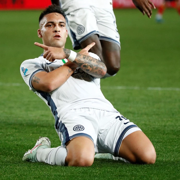 Imagen relacionada de lautaro martinez goleada inter lecce