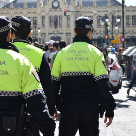 Imagen relacionada de aumento efectivos policiales valencia fines semana