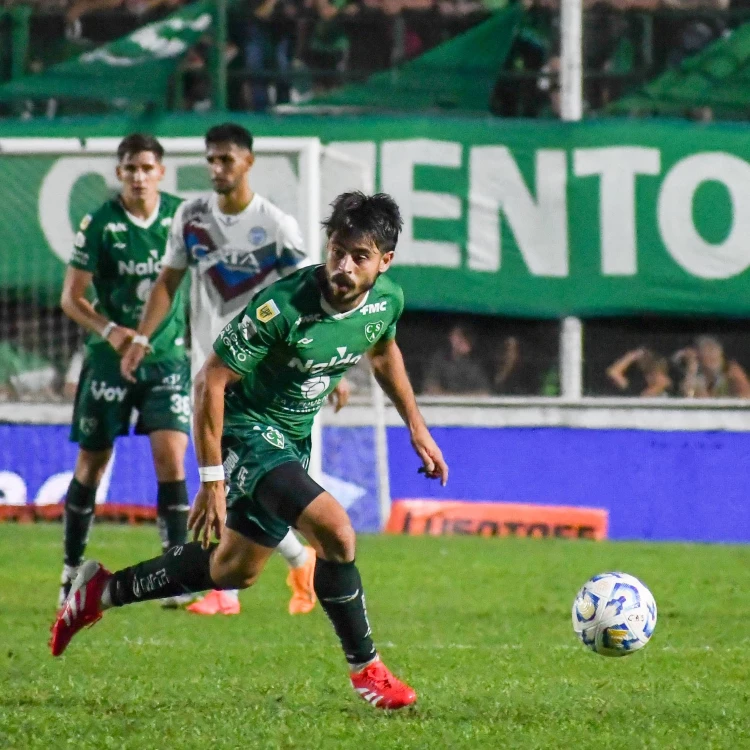 Imagen relacionada de sarmiento godoy cruz empate sin goles