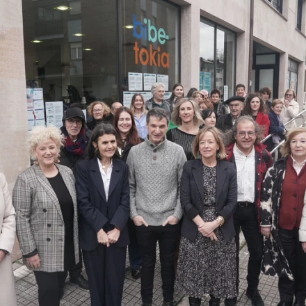 Imagen relacionada de inauguracion bibetoki vida plena vejez euskadi