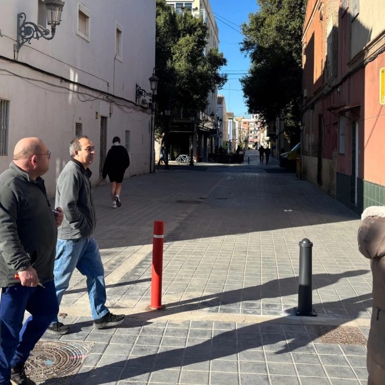 Imagen relacionada de cabanyal canyamelar calles peatonales bolardos