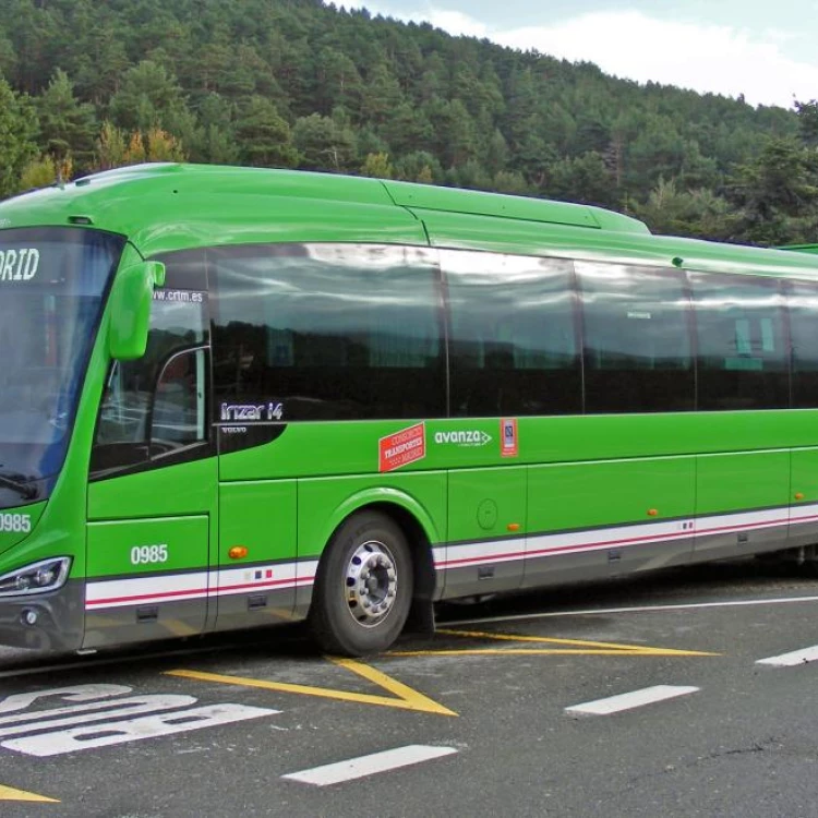 Imagen relacionada de refuerzo autobuses interurbanos madrid sierra