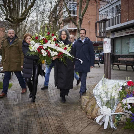 Imagen relacionada de homenaje victimas masacre 3 marzo