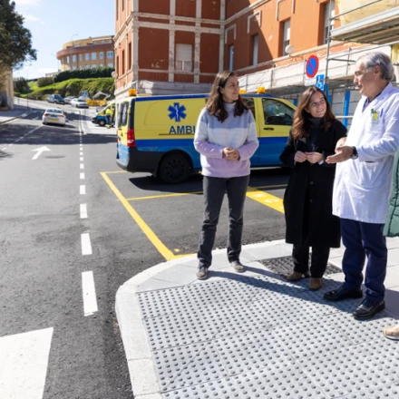 Imagen relacionada de mejoras accesibilidad centro oncologico coruña