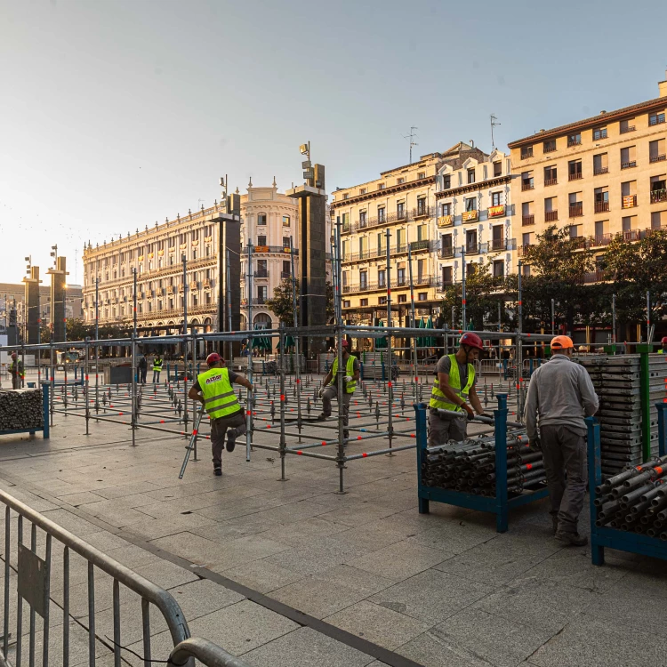 Imagen relacionada de comienza montaje ofrenda flores zaragoza