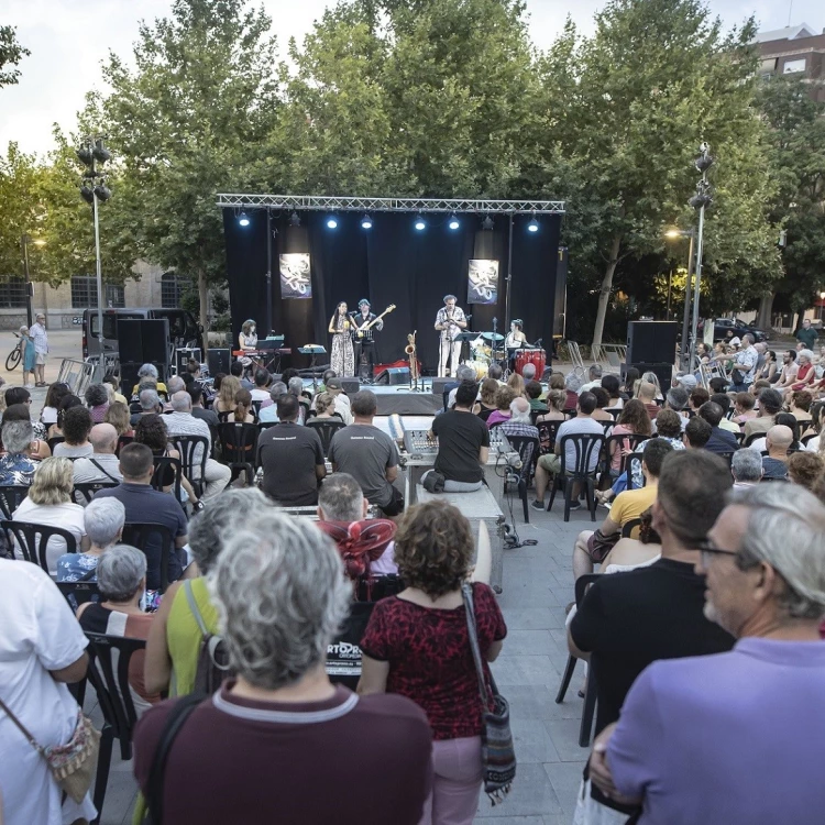 Imagen relacionada de cultura en los barrios valencia musica teatro