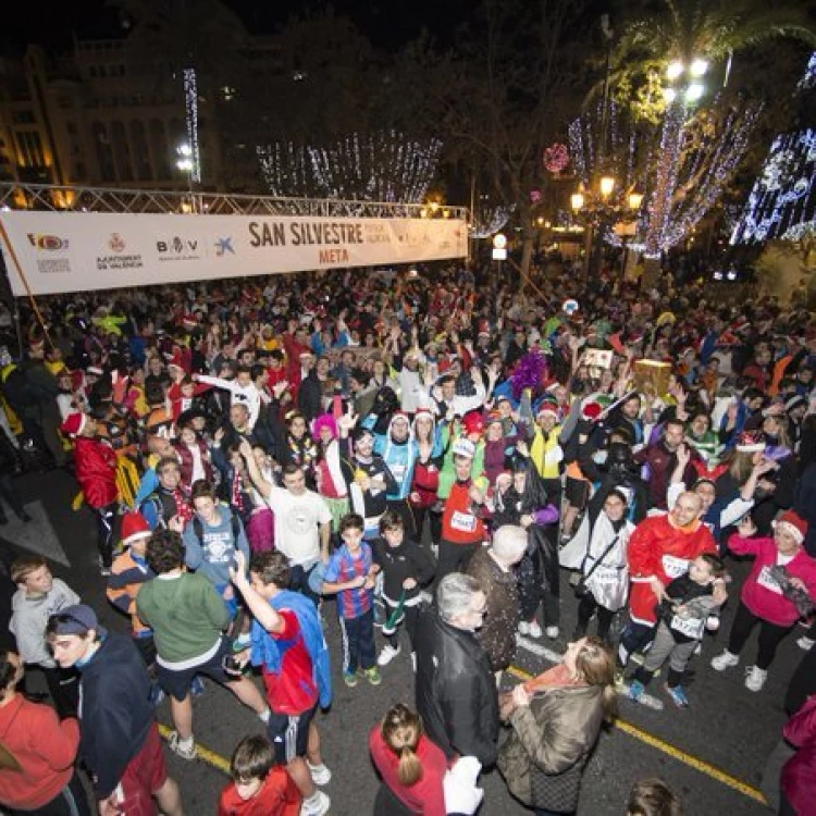 Imagen relacionada de ayuntamiento fondos carrera san silvestre enfermedades raras