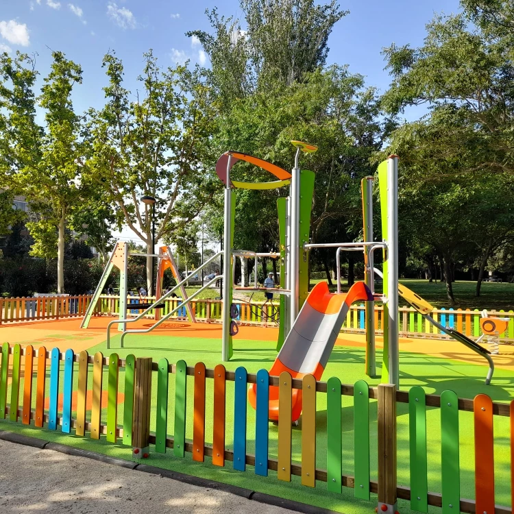 Imagen relacionada de inauguracion nuevas zonas infantiles bancos asientos zaragoza