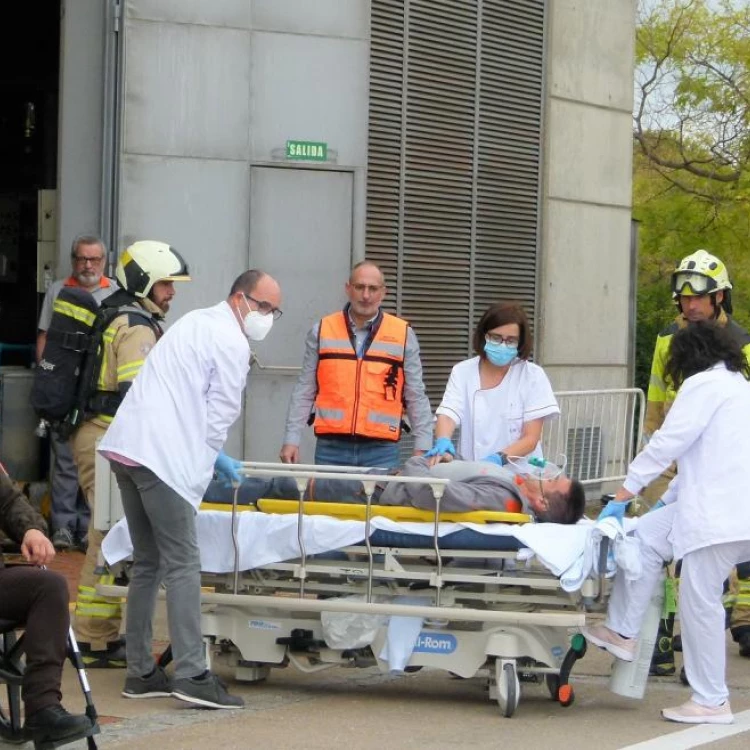 Imagen relacionada de simulacro emergencias hospital universitario fundacion alcorcon