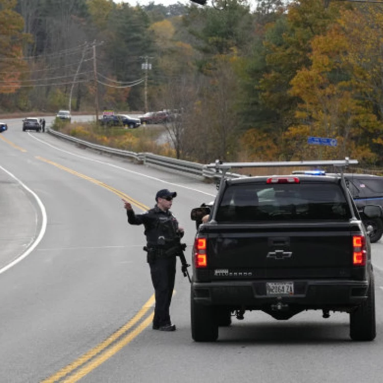 Imagen relacionada de masacre en maine policia busca reservista del ejercito de eeuu despues de un tiroteo mortal