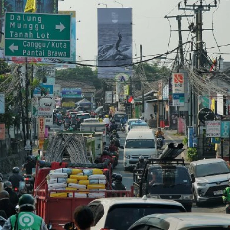 Imagen relacionada de tren ligero bali trafico aeropuerto