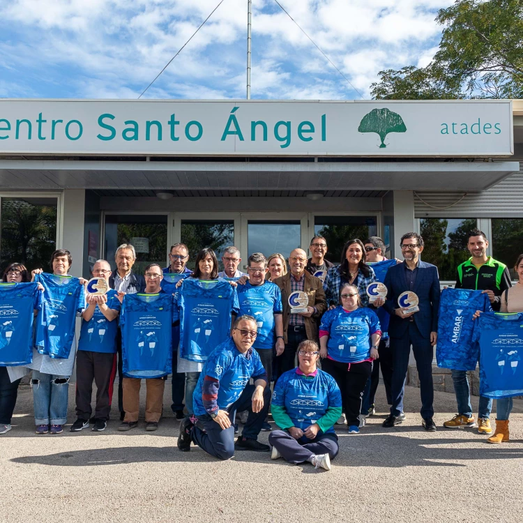 Imagen relacionada de carrera ambar ebrovida la cartuja movera zaragoza colaboracion taller ocupacional alma atades ceramica