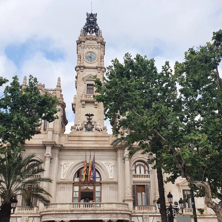 Imagen relacionada de ayuntamiento valencia presupuesto 2024 limpieza seguridad jardines iluminacion