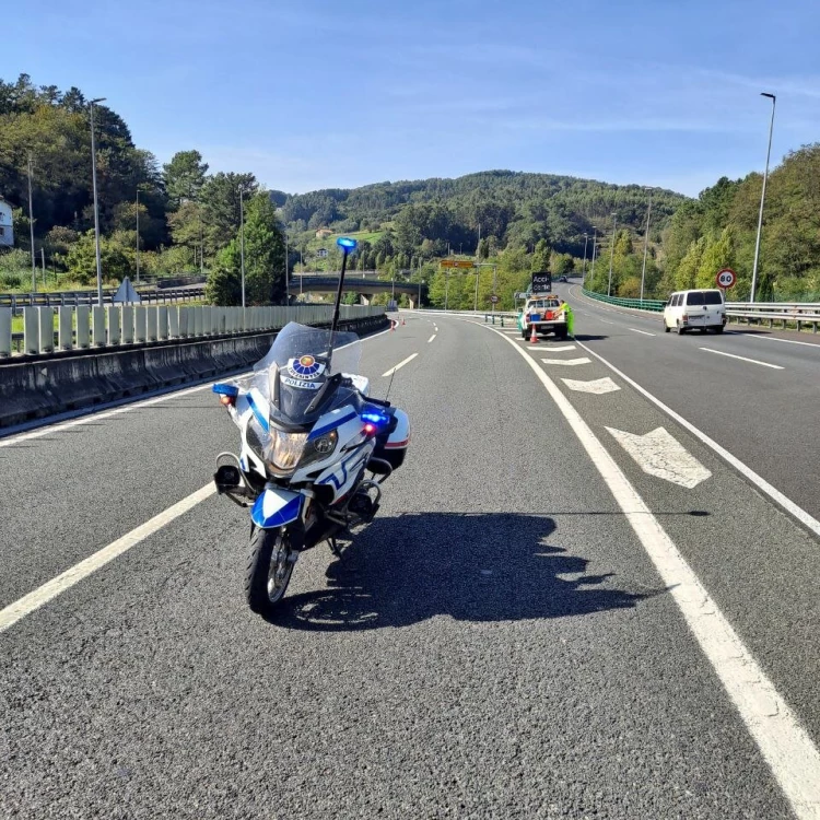 Imagen relacionada de dos accidentes euskadi retenciones heridos