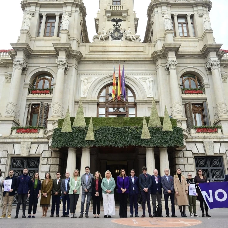 Imagen relacionada de la corporacion municipal de valencia se manifiesta contra la violencia de genero