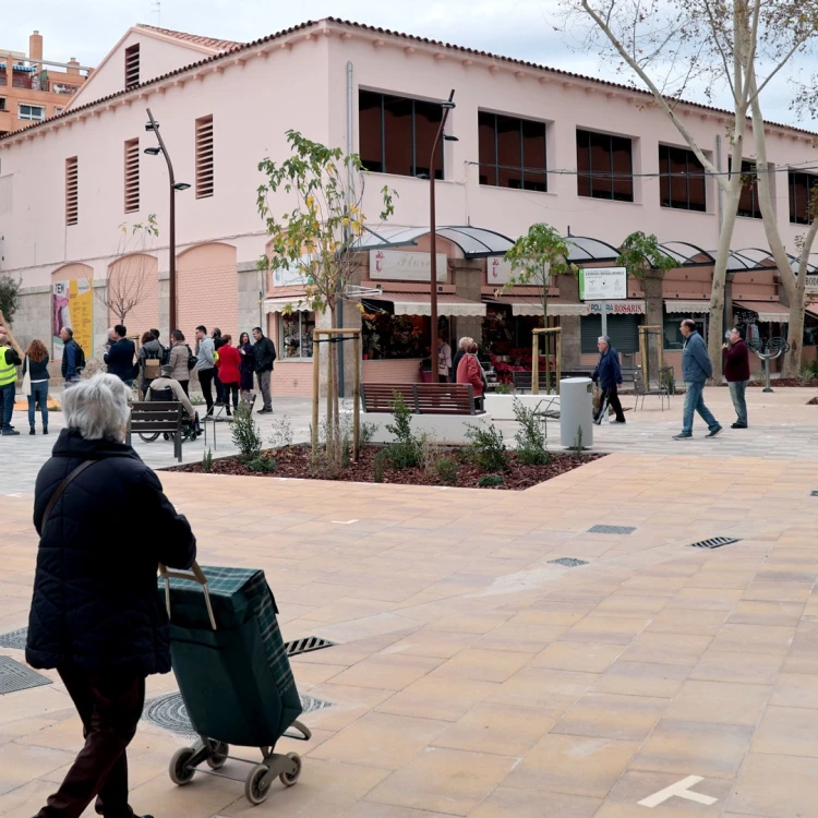 Imagen relacionada de instalacion wifi mercados municipales valencia