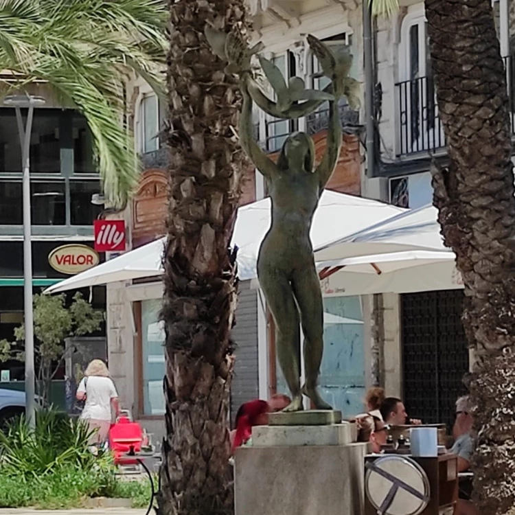 Imagen relacionada de reubicacion monumento paz concordia valencia