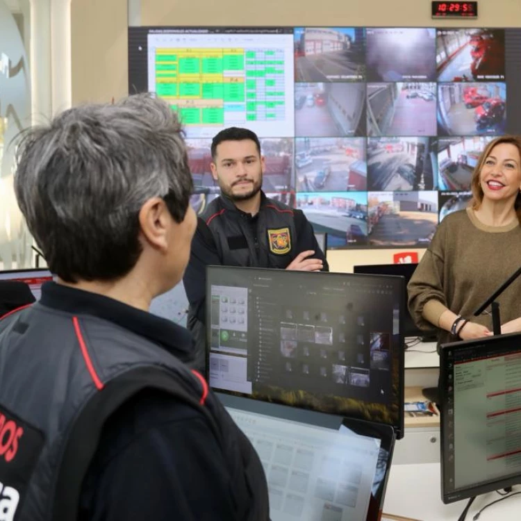 Imagen relacionada de alcaldesa zaragoza agradece labor trabajadores municipales fiestas navidenas