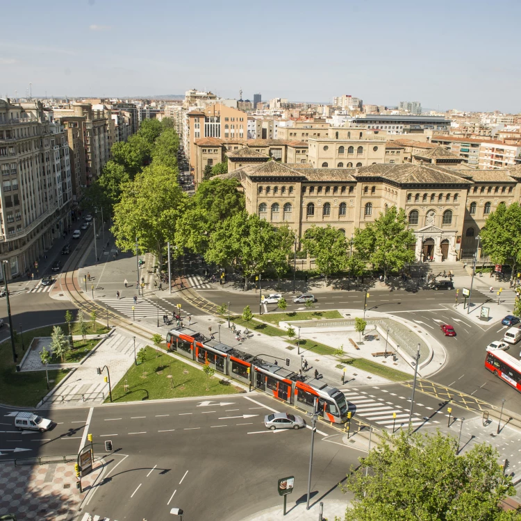 Imagen relacionada de ayuntamiento zaragoza aprueba bonificacion transporte publico