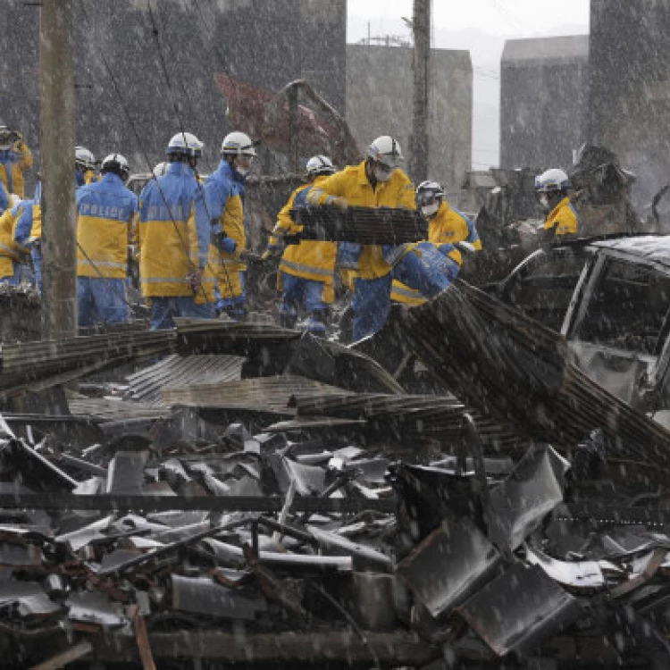 Imagen relacionada de aumenta a 126 el numero de muertos por el terremoto en japon