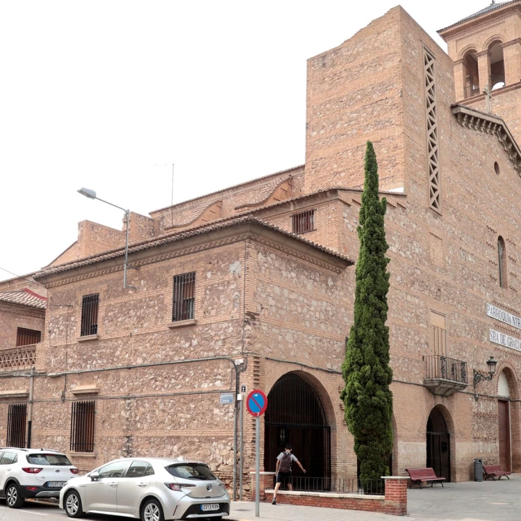 Imagen relacionada de inauguracion obras remodelacion plaza iglesia valencia