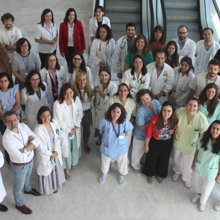 Imagen relacionada de hospital puerta hierro reacreditado centro excelencia oncologia