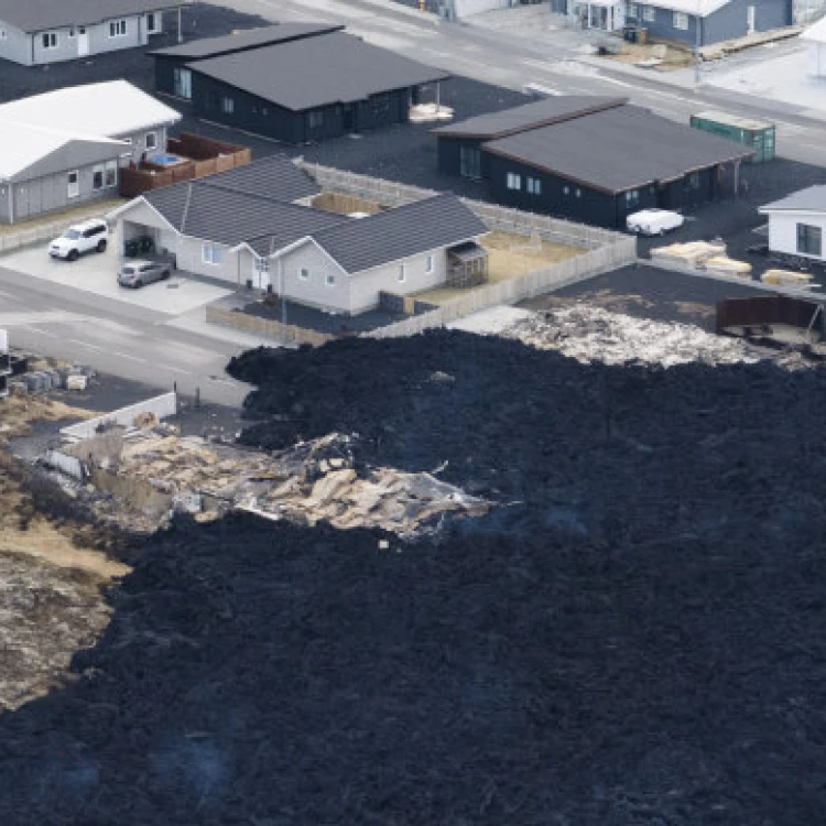 Imagen relacionada de construccion nueva ciudad evacuados grindavik