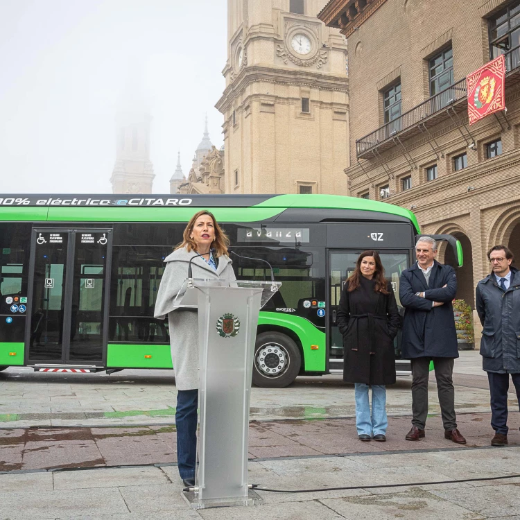 Imagen relacionada de zaragoza aprueba la compra de 40 nuevos autobuses electricos