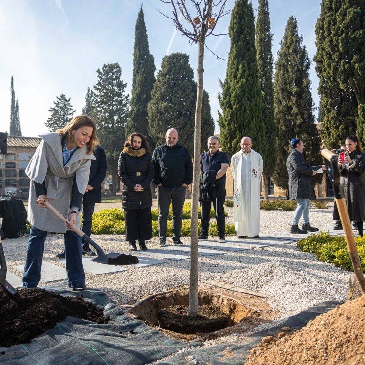 Imagen relacionada de homenaje diplomatico zaragozano angel sanz briz salvar vidas holocausto