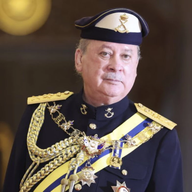 Imagen relacionada de el sultan de johor asume como nuevo rey de malasia