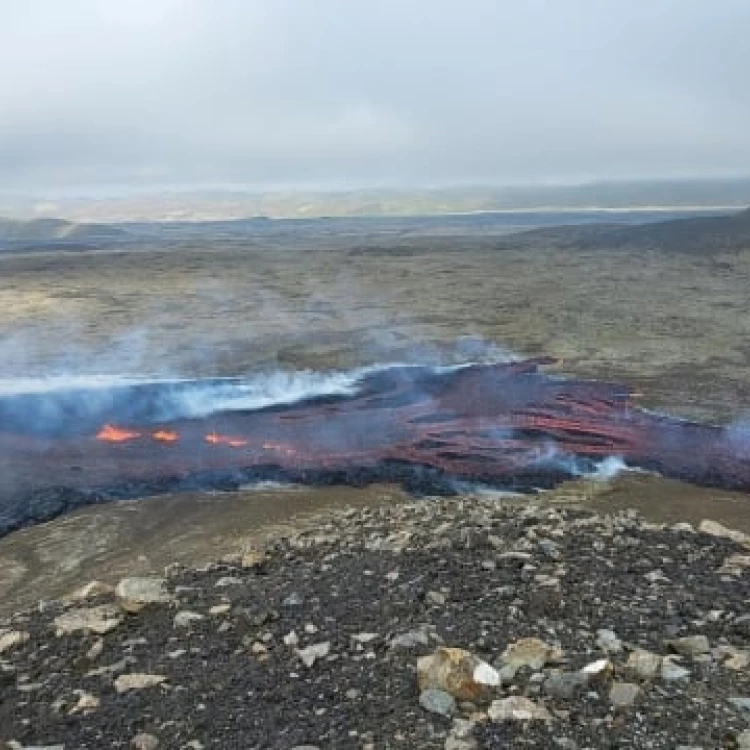 Imagen relacionada de erupcion volcan islandia aeropuerto