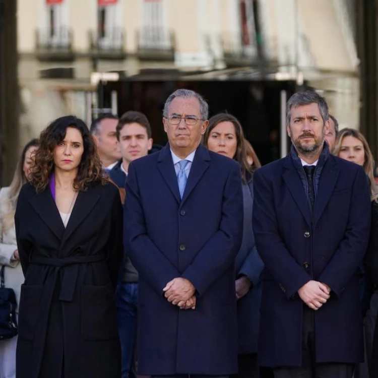 Imagen relacionada de homenaje guardias civiles asesinados en barbate