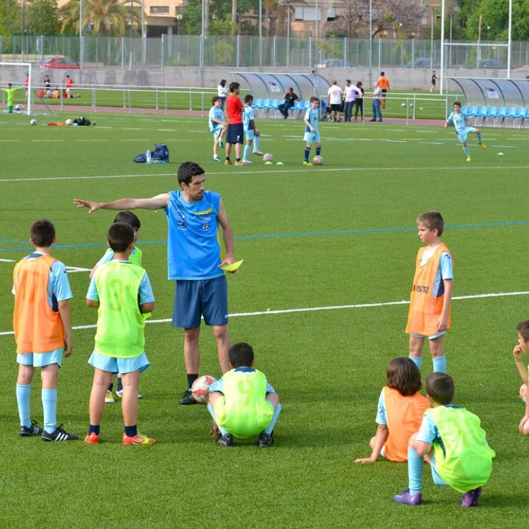 Imagen relacionada de ayuntamiento valencia millon euros deporte