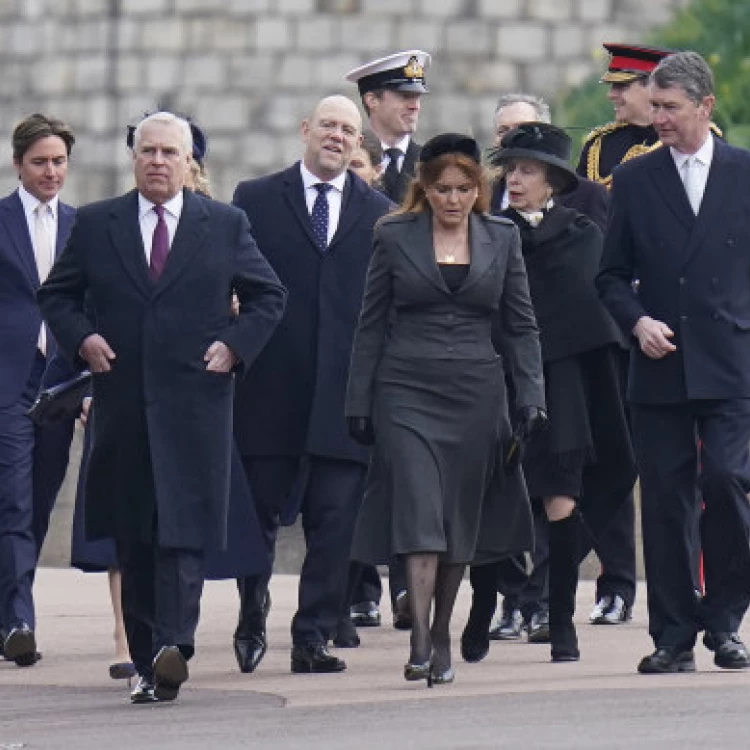 Imagen relacionada de principe guillermo servicio conmemorativo