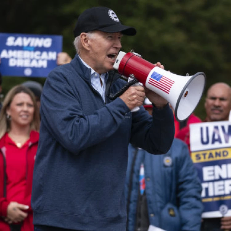 Imagen relacionada de protestas en michigan afectan a joe biden